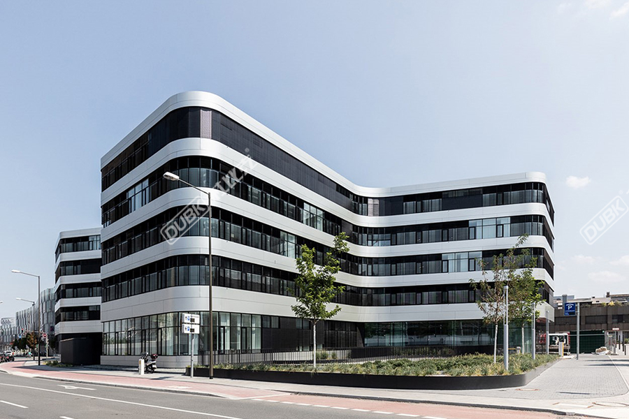 阿拉善盟區(qū)行政辦公樓