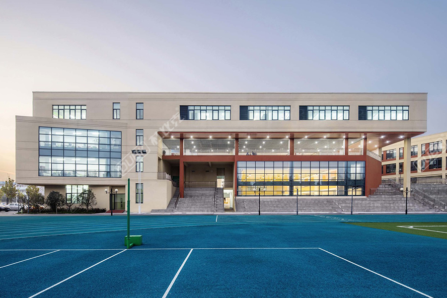 揚(yáng)中市外國(guó)語中學(xué)分部